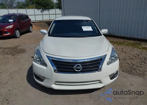 2015 Nissan Altima 2.5 S from USA, damaged, VIN 1N4AL3AP5FC134234